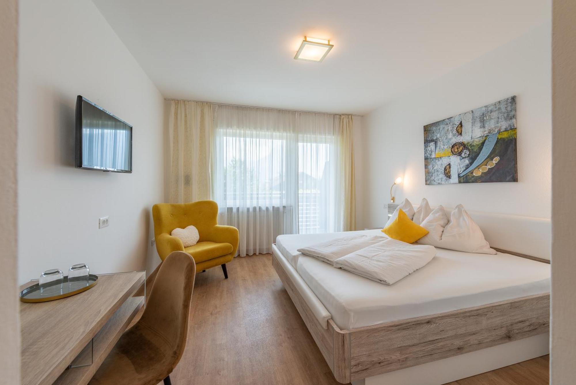 Hotel Garni Vinea Montis Термено Экстерьер фото